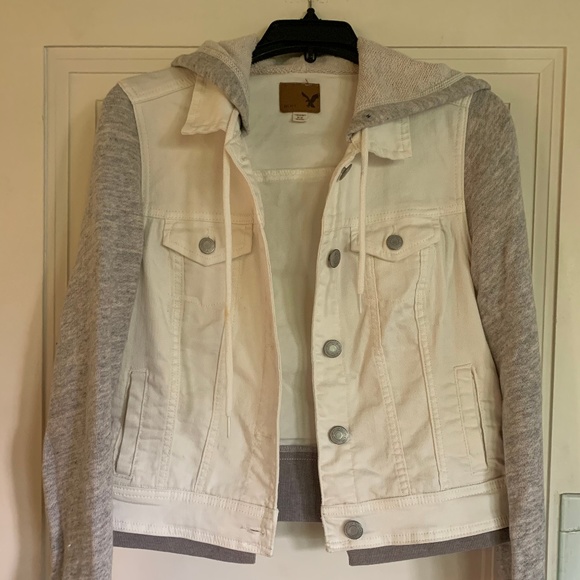 jean jacket with soft sleeves